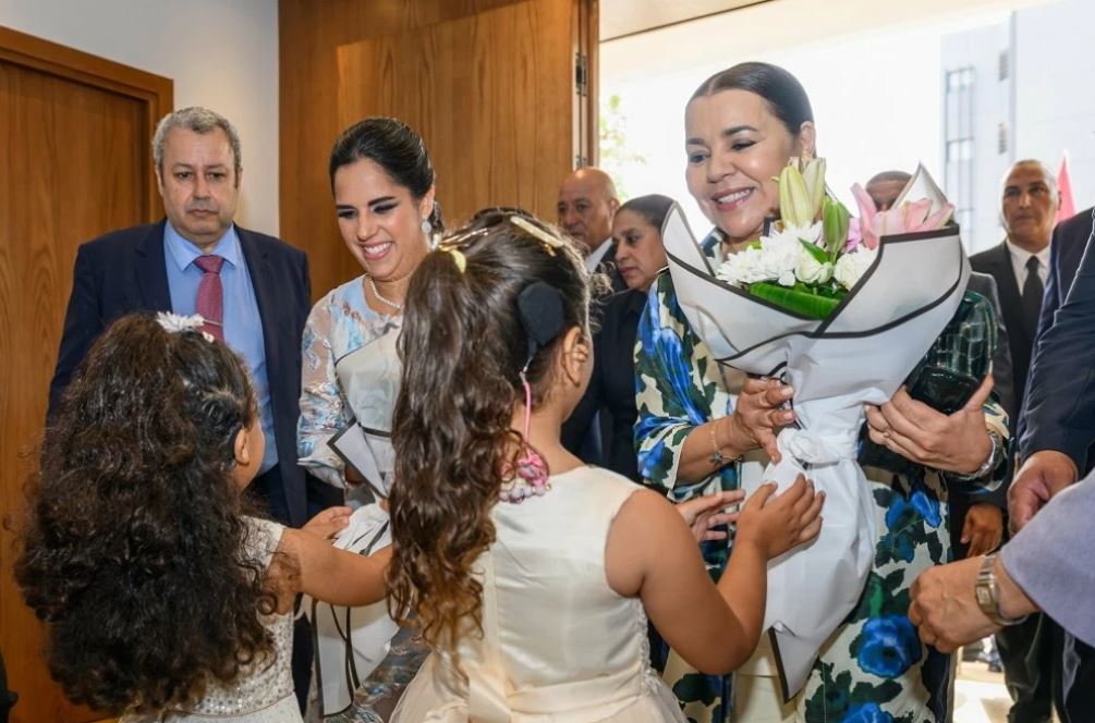 الأميرة للا أسماء والسيدة الأولى للسلفادور تزوران مؤسسة للا أسماء