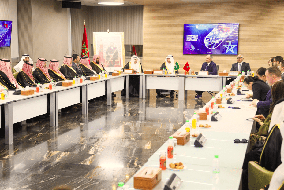 بحث آفاق جديدة للاستثمار بين المغرب والسعودية