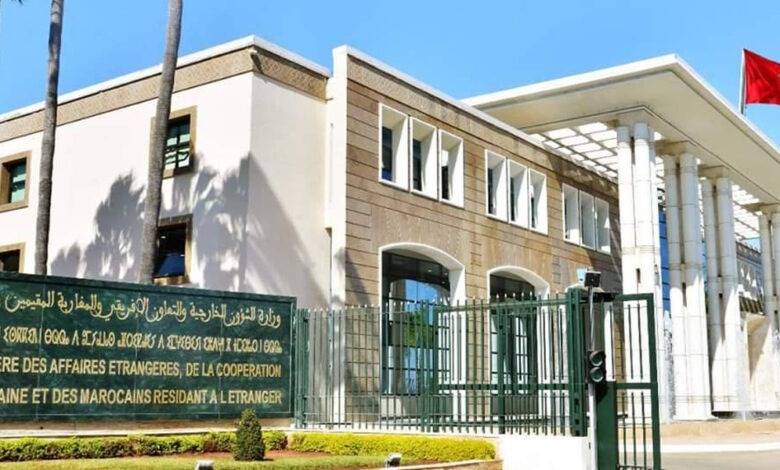 وزارة الشؤون الخارجية تعلن عن تعيين 22 قنصلاً عاماً