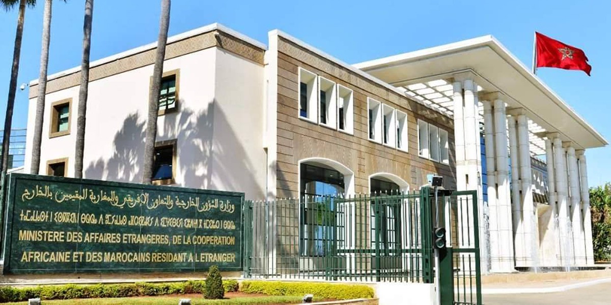 وزارة الشؤون الخارجية تعلن عن تعيين 22 قنصلاً عاماً