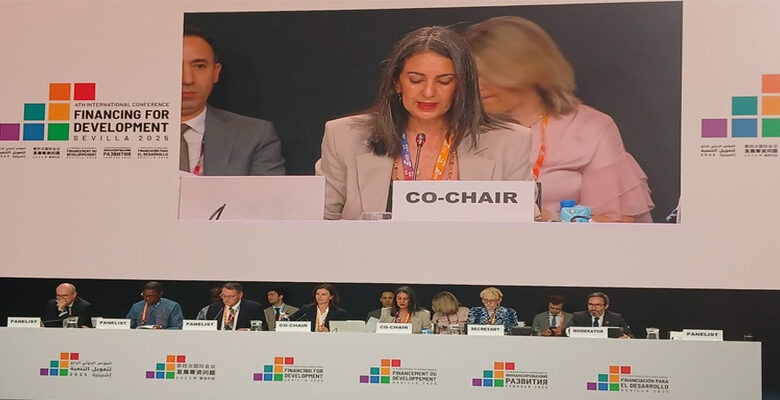 نادية فتاح تشارك في مؤتمر تمويل التنمية بإشبيلية