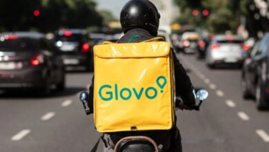 تعليق خدمات "Glovo" في بوسكورة ودار بوعزة لأسباب أمنية وتنظيمية