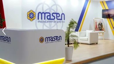 مازن تطلق مشروعًا رائدًا لاختبار حلول تخزين الطاقة بالبطاريات