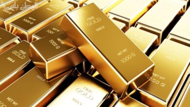 تراجع الدولار يدفع أسعار الذهب إلى الارتفاع