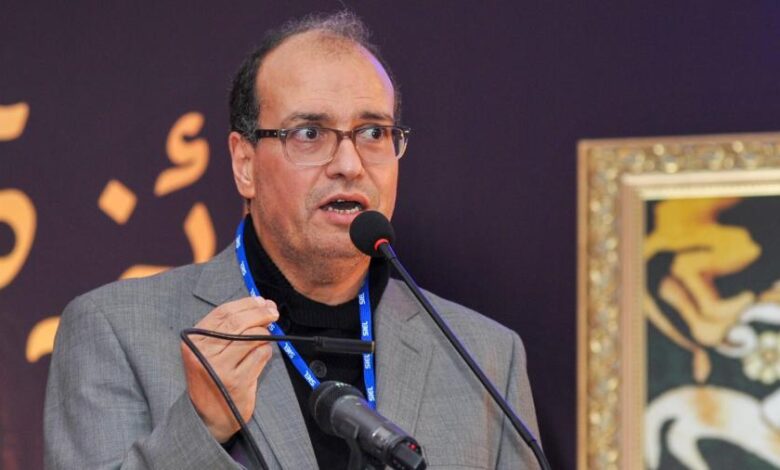 الشاعر حسن نجمي يفوز بجائزة ابن عربي للأدب بإسبانيا