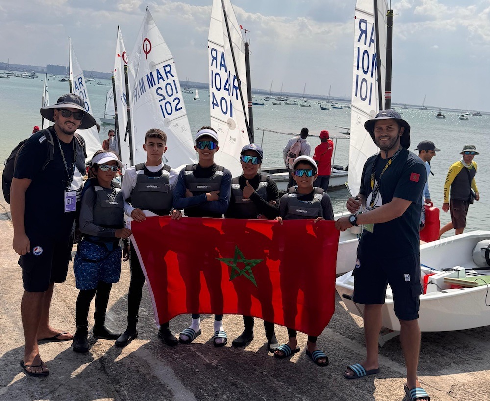 المغرب يظفر بلقب البطولة الإفريقية للشراع في صنف الأوبتيمست
