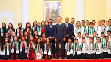 مولاي الحسن يستقبل أطفال القدس المشاركين في المخيم الصيفي