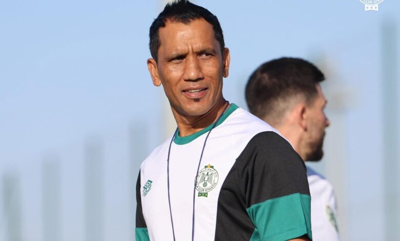 "فادلو ديفيدز": سعيد بالعودة إلى "بيتي" وأتطلع لموسم ناجح مع الرجاء