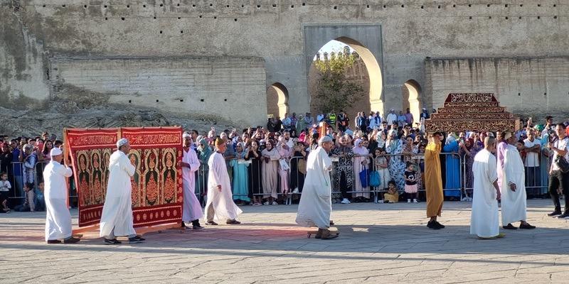 فاس تحتفل بموسم مولاي إدريس الأزهر في أجواء روحانية