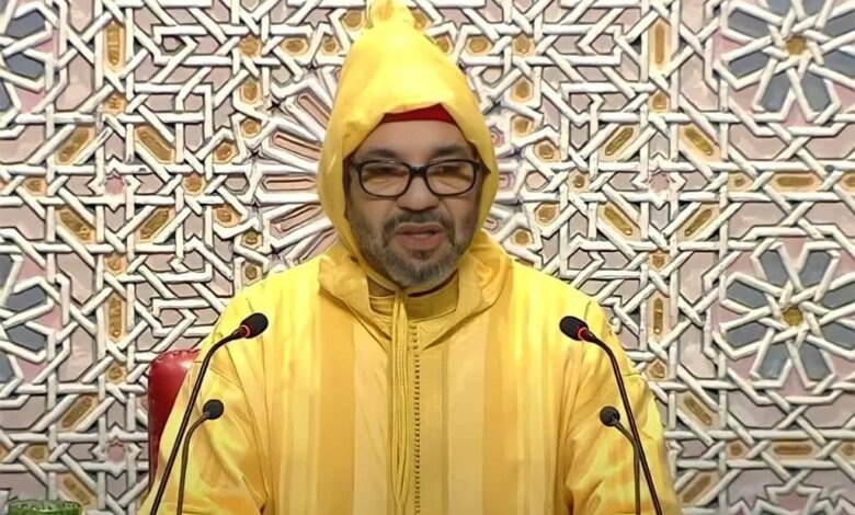 جلالة الملك يفتتح السنة التشريعية بدعوة لتسريع التنمية وترسيخ العدالة الاجتماعية