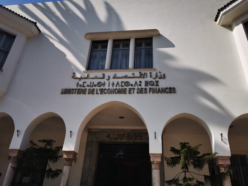 وزارة المالية تكشف دينامية جديدة في هيكلة القطاع العام المغربي