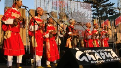 الرياض تكرّم مهرجان كناوة بالصويرة كنموذج عالمي للاستثمار الثقافي