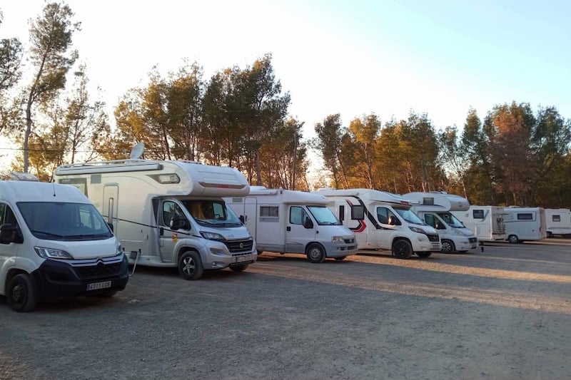 سياحة التخييم بالمغرب تستقطب المزيد من الأوروبيين خلال موسم الشتاء