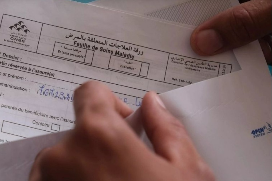 د.لحبابي يحذر من تجاوزات خطيرة في توزيع الأدوية داخل المصحات الخاصة