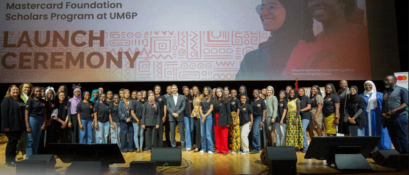 575 شابة إفريقية تستفيد من منح جامعة UM6P للقيادة النسائية