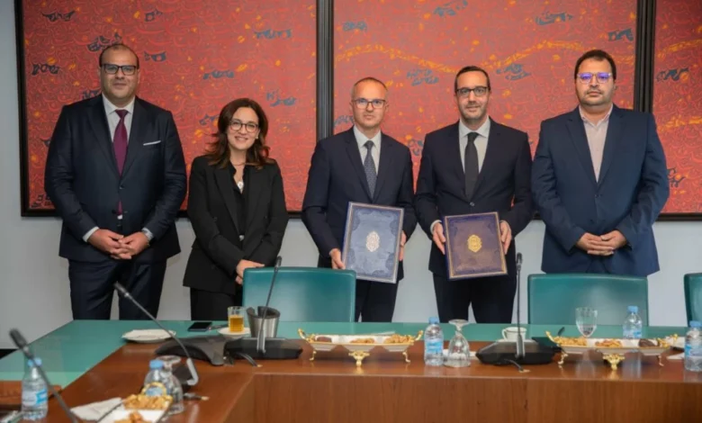 اتفاقية تعاون بين التجاري وفا بنك وISCAE لربط التكوين بسوق الشغل
