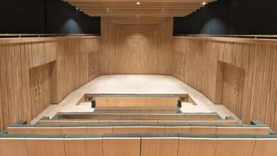 متحف "إيف سان لوران" مراكش يحتفي بالإبداع عبر برمجة فنية غنية