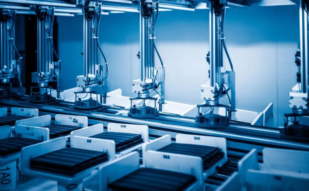 واشنطن تدعم مشروعاً مغربياً لإنتاج "البولي-سيليكون" لتقليص الاعتماد على الصين