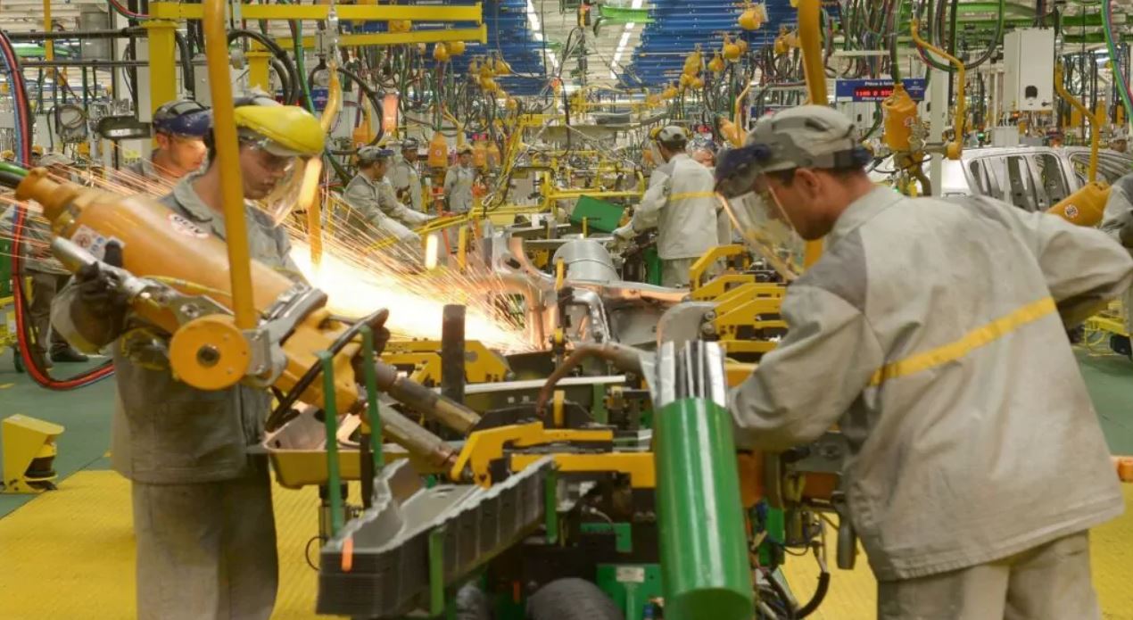 مندوبية التخطيط: الصناعات الغذائية والمعدنية تقود نمو الإنتاج الصناعي