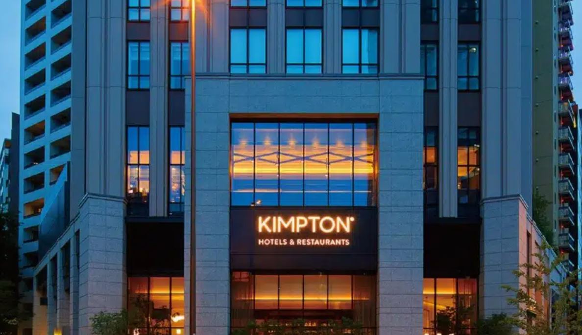 افتتاح أول فندق "كيمبتون" بمراكش بشراكة بين IHG و"سيرايان" للضيافة