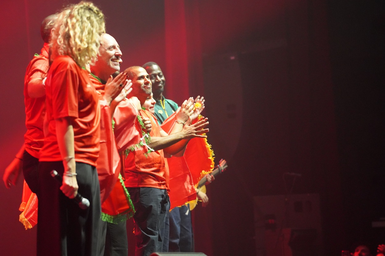 مهرجان "كوميديا بلانكا" يشعل خشبة الأولمبيا ببارس