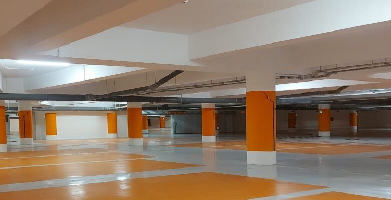 افتتاح موقف سيارات جديد بحي الرياض بسعة 737 موقفا