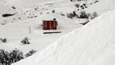 برد شديد وتساقطات ثلجية وأمطار رعدية منتظرة حتى السبت