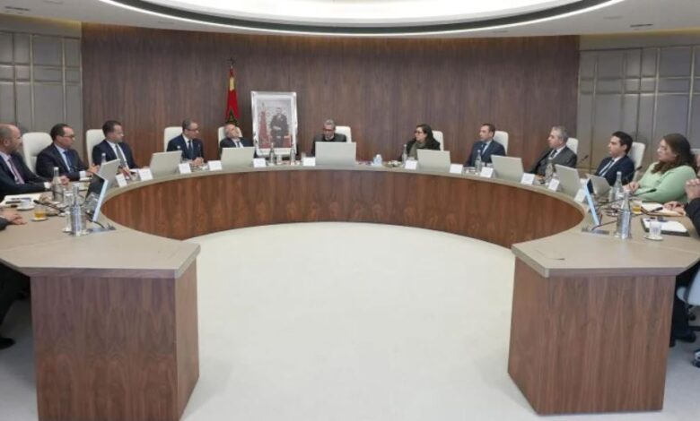 رئيس الحكومة يترأس اجتماع تقديم خطة شركة "سونارجيس"