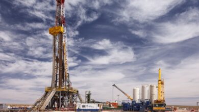 بدء التدفق الأولي للغاز بتندرارة تمهيداً لإنتاج الغاز المسال في 2026