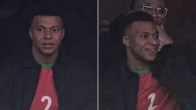 مبابي بقميص حكيمي.. رسالة صداقة تتجاوز المستطيل الأخضر