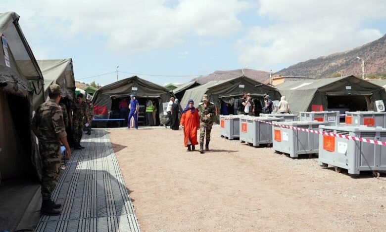 مستشفيات عسكرية ميدانية بأزيلال والحوز وميدلت لمواجهة قساوة البرد
