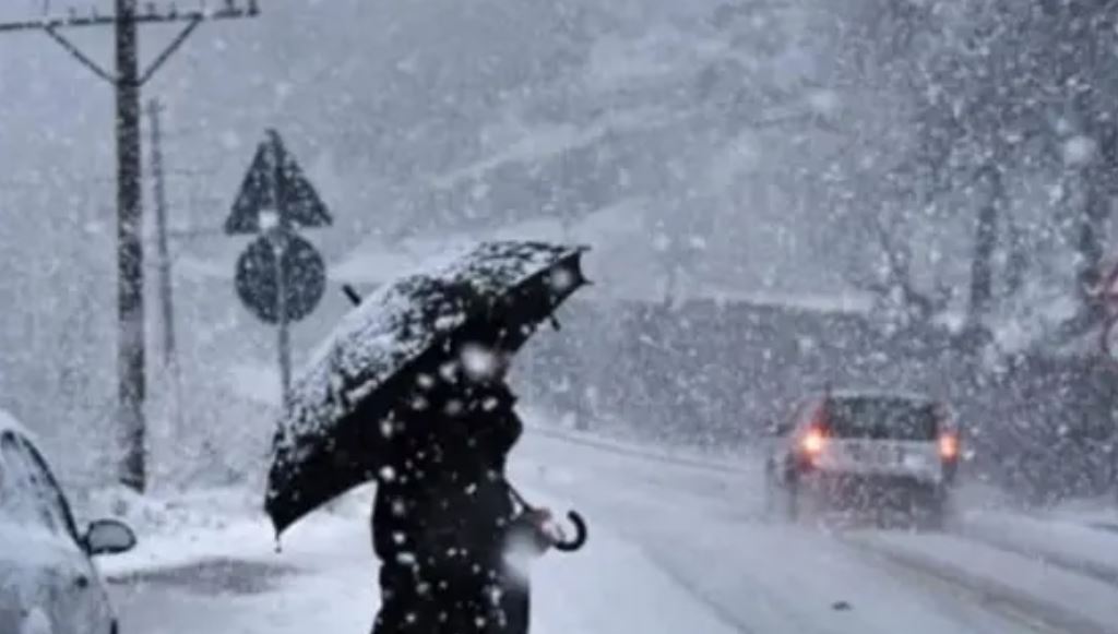 أمطار وثلوج مرتقبة بعدد من المناطق نهاية الأسبوع