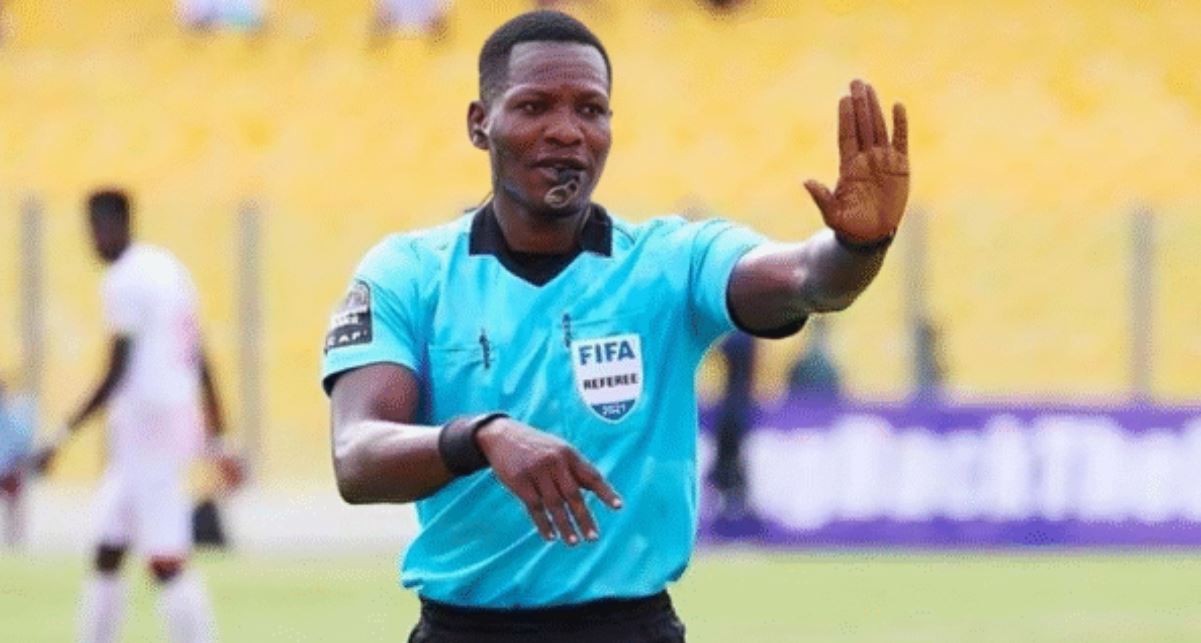 صافرة "دانيال لاريا" تضبط إيقاع لقاء المغرب ونيجيريا