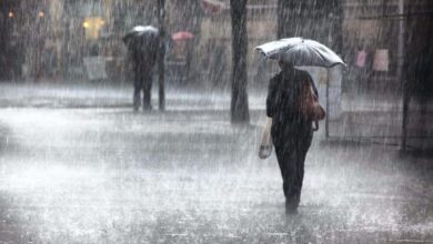 أمطار ورياح قوية وانخفاض مرتقب في درجات الحرارة