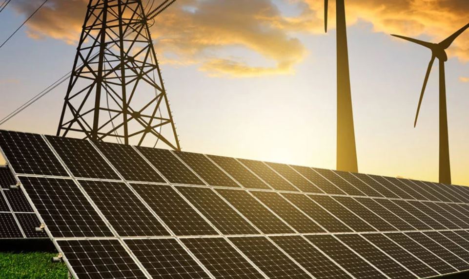 خطة جديدة لرفع صادرات الكهرباء والطاقات المتجددة