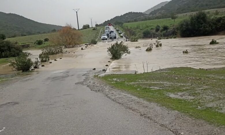 السيول تعزل مؤقتًا القصر الكبير عن العرائش