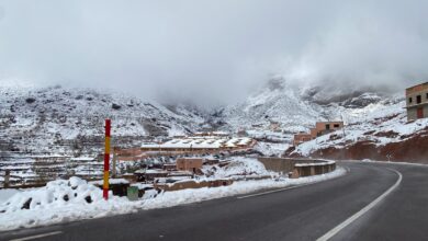 الثلوج تعود إلى مرتفعات المغرب ابتداءً من غد الثلاثاء