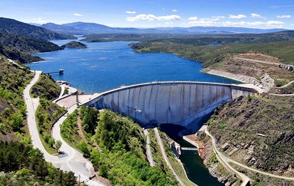 الانتعاش المائي يمنح المغرب هامشاً زمنياً لتدبير موارده لسنة كاملة