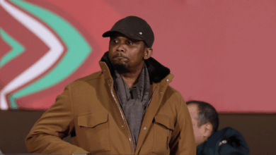 "الكاف" يوقف صامويل إيتو أربع مباريات ويغرمه 20 ألف دولار