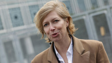 فرنسا ترشّح لوجندر كأول امرأة لرئاسة معهد العالم العربي