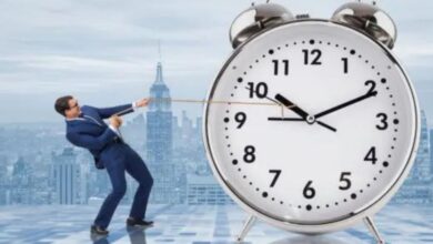 صحة المواطنين أولى من المكاسب الاقتصادية للساعة الإضافية