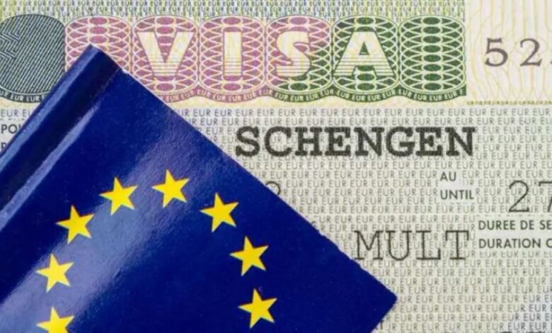 الاتحاد الأوروبي يدرس منح تأشيرات شنغن لـ 10 سنوات