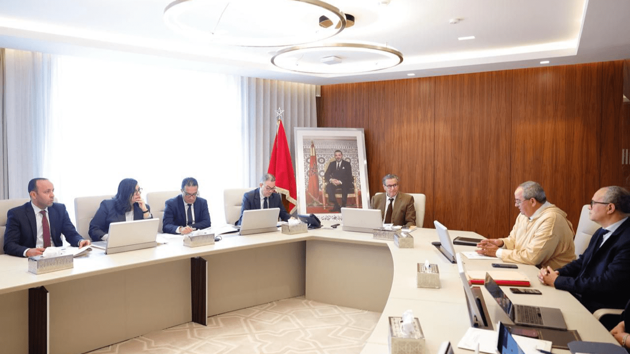 اجتماع حكومي لمواكبة إصلاح التعليم العالي وتوسيع العرض الجامعي