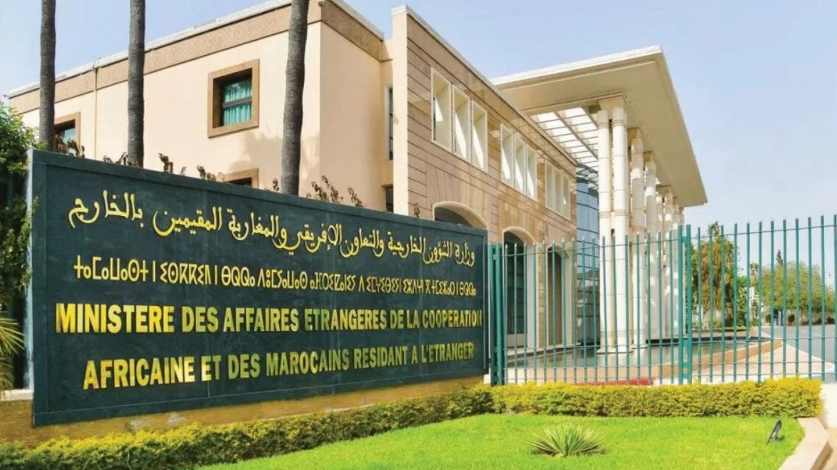 وزارة الخارجية تضع أرقاما هاتفية رهن إشارة المغاربة بالشرق الأوسط