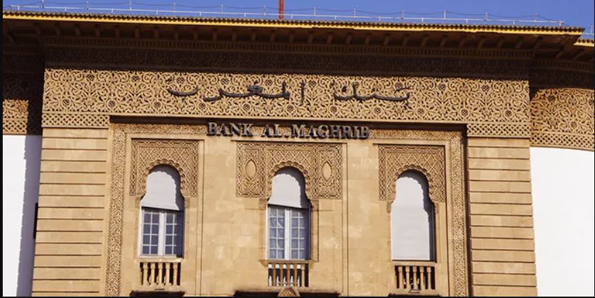 انخفاض طفيف في عجز السيولة وصعود العوائد