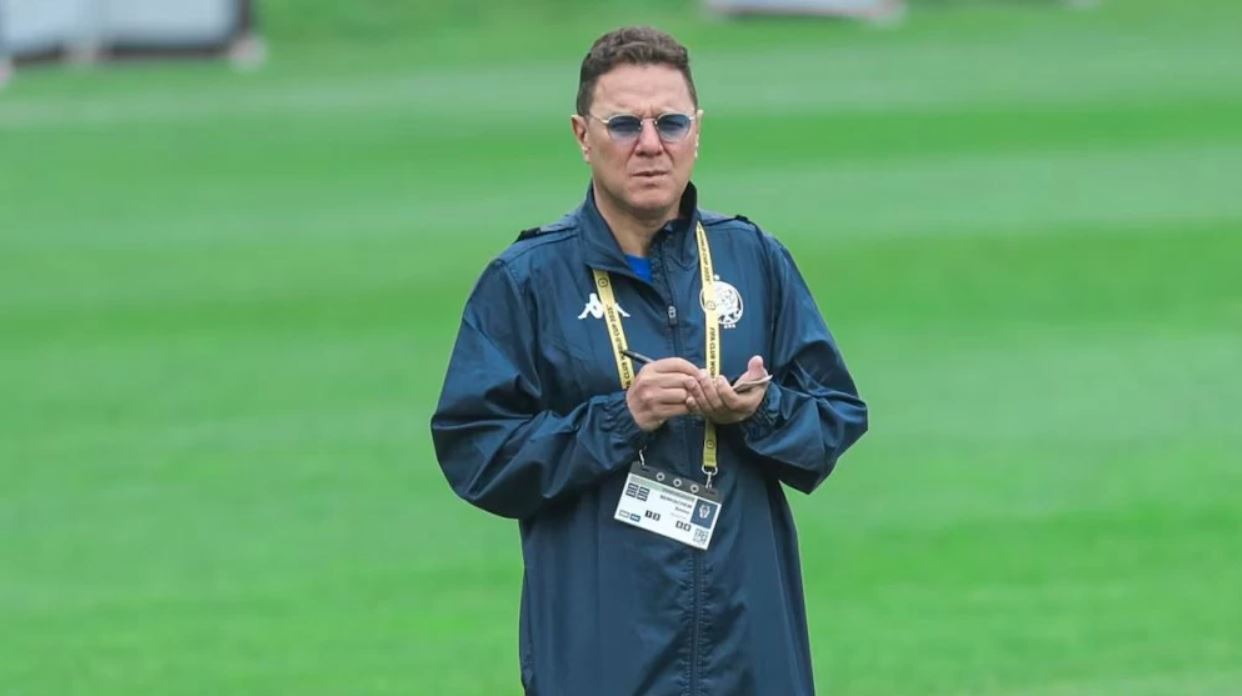 الوداد الرياضي ينهي عقد مدربه محمد أمين بنهاشم بالتراضي