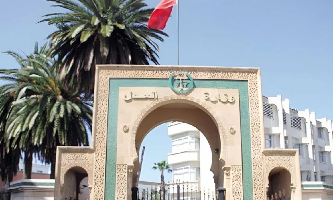 منصة "محاكم" تنشر أسماء المتهمين في القضايا الجنائية الغيابية