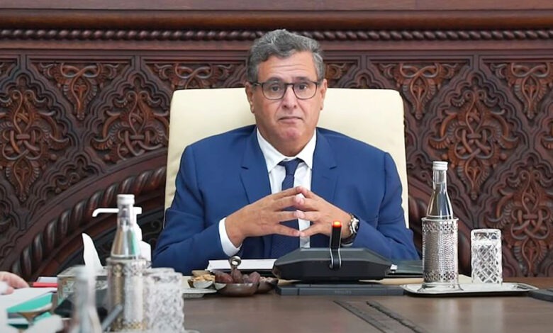 منشور حكومي يعتمد نظامًا رقميًا لتتبع نفقات الموظفين