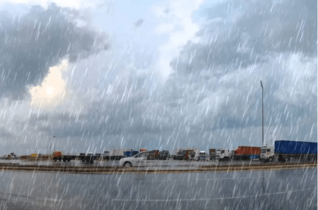 تساقطات الأمطار بالمغرب ترتفع بـ 56% مقارنة بمتوسط 30 سنة