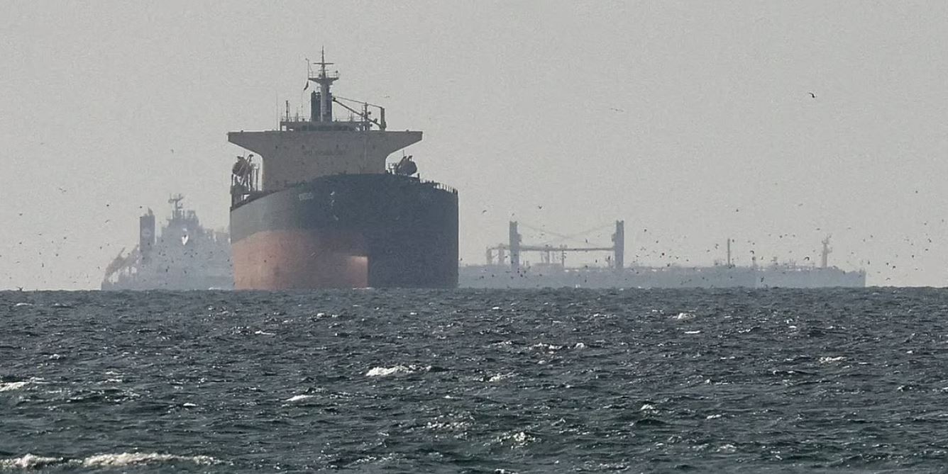 استئناف الملاحة في مضيق هرمز بعد اتفاق وقف إطلاق النار